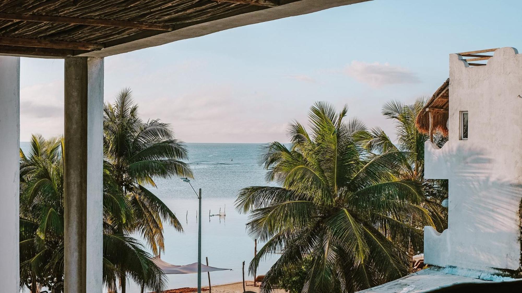 El Fuerte Beach Apartments Махахуал Стая снимка
