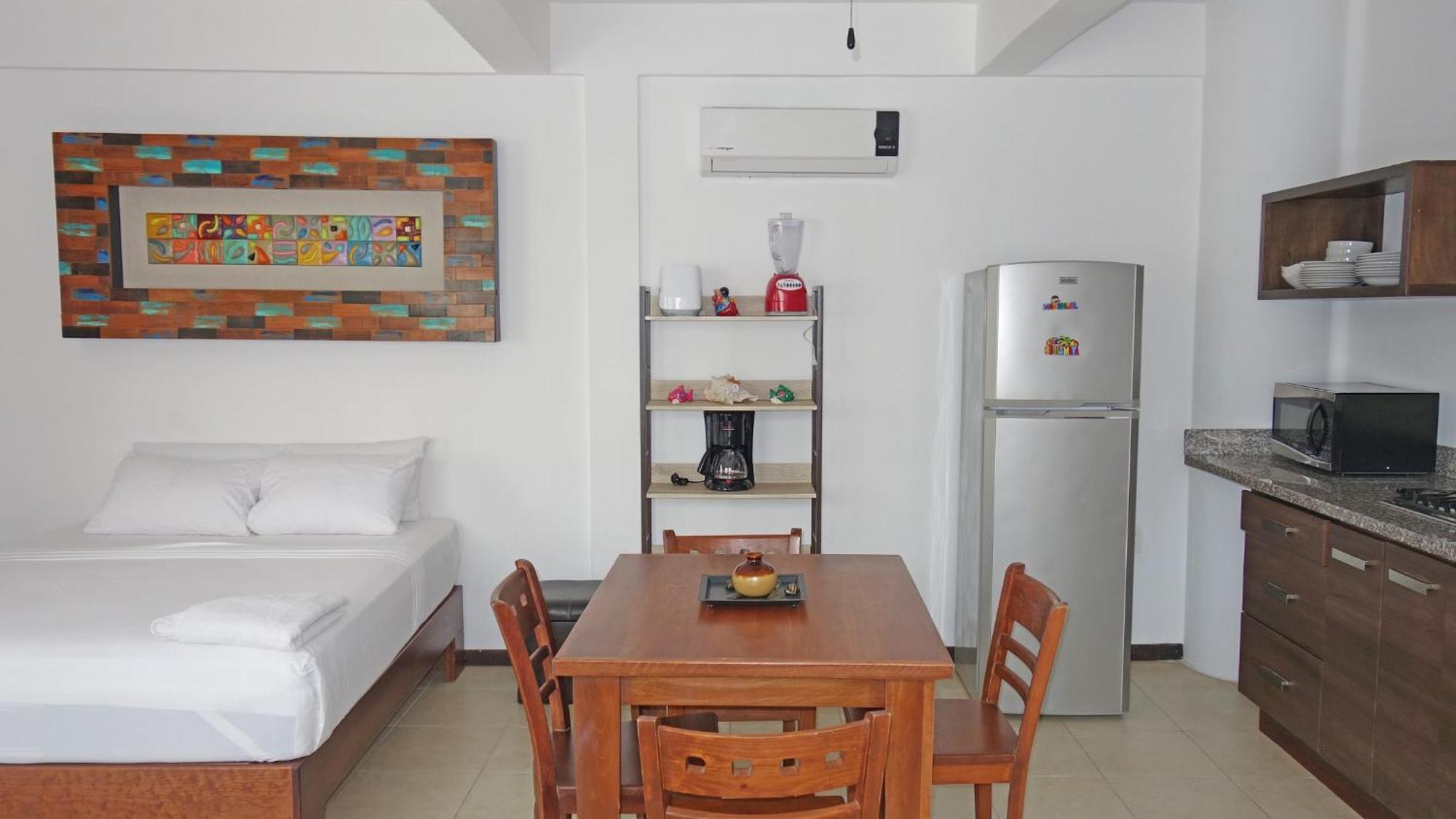 El Fuerte Beach Apartments Махахуал Стая снимка
